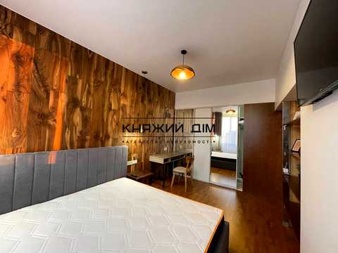 квартира по адресу Василия Тютюнника ул. (Анрі Барбюса), 37/1