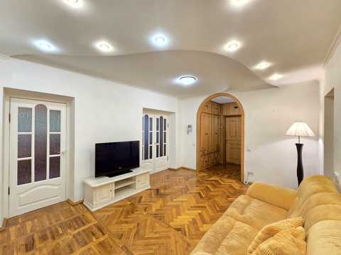квартира за адресою Олеся Гончара вул., 62