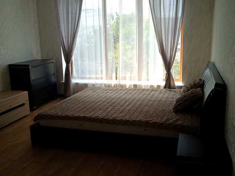 1875303909318920
