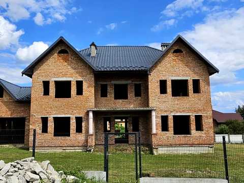будинок за адресою с. Рясне-Руське, Європейська вул.
