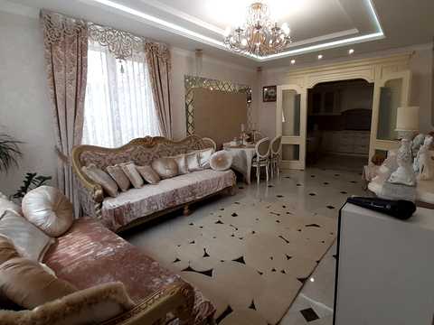 дом по адресу Сергея Шелухина ул. (Александра Невского), 20