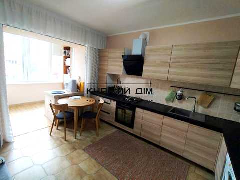 квартира за адресою Машинобудівників вул., 2-В