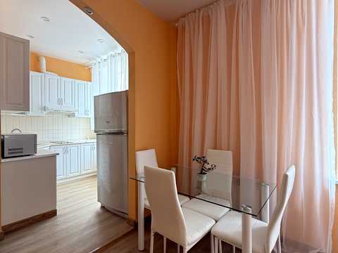 квартира за адресою Велика Васильківська вул. (Червоноармійська), 84/20