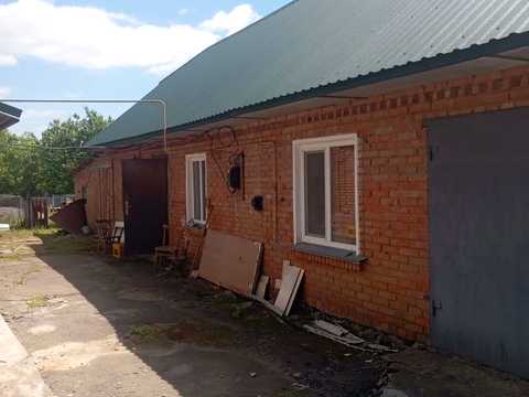 дом по адресу Центральна, 1
