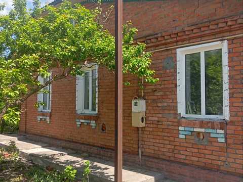 дом по адресу с. Михайловка, Центральна, 1