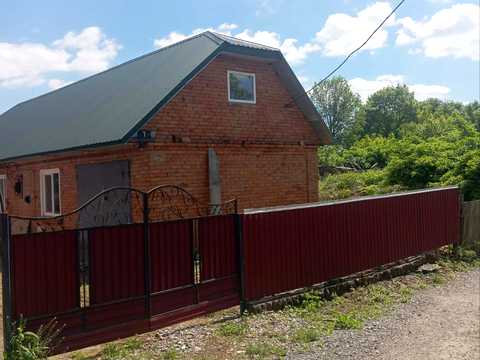 дом по адресу с. Михайловка, Центральна, 1