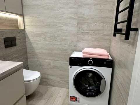 квартира за адресою Молодіжна вул., 8