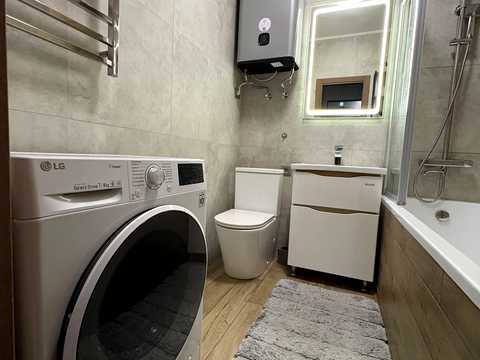 квартира за адресою Ревуцького вул., 54-Б