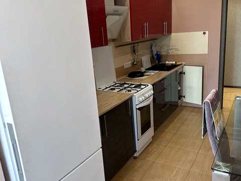 квартира за адресою Богдана Хмельницького вул., 51-Д