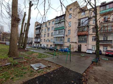 комерційна за адресою Коперника вул., 18