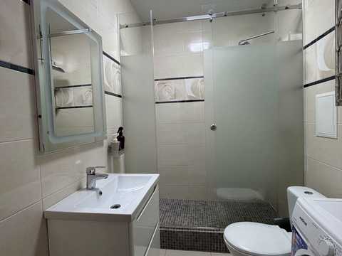 квартира за адресою Боголюбова вул., 44