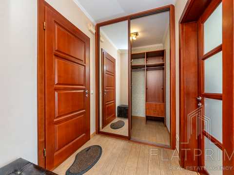 квартира за адресою Федора Ернста вул., 2