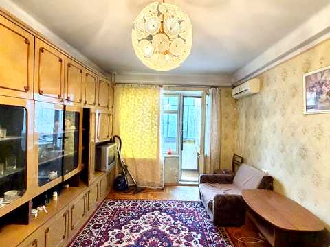 квартира за адресою Героїв Крут вул. (12 Квітня), 63