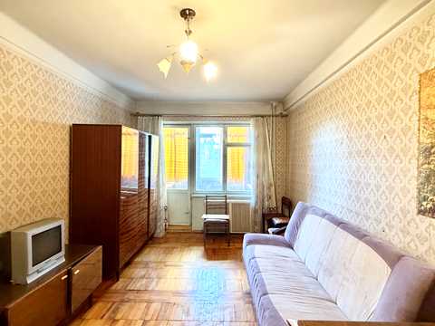 квартира за адресою Героїв Крут вул. (12 Квітня), 63