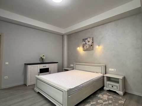 квартира за адресою Пекарська вул., 65