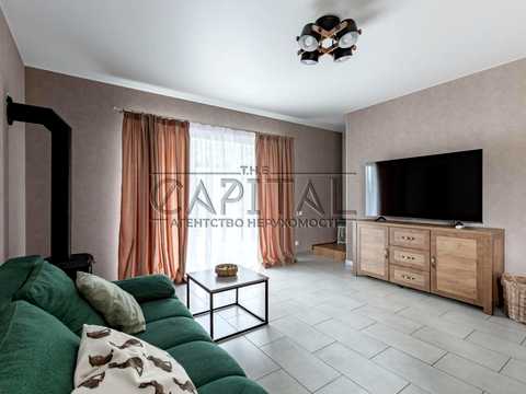 будинок за адресою с. Гатне, Барвінкова вул.
