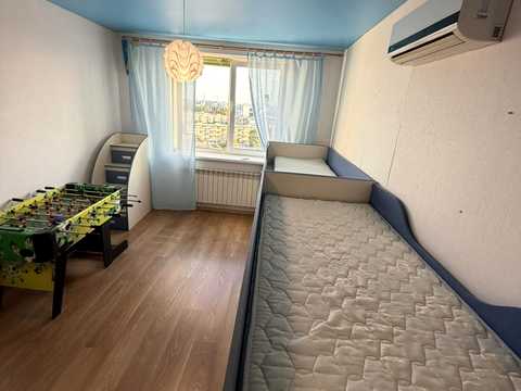 квартира за адресою Бориспільська вул., 6