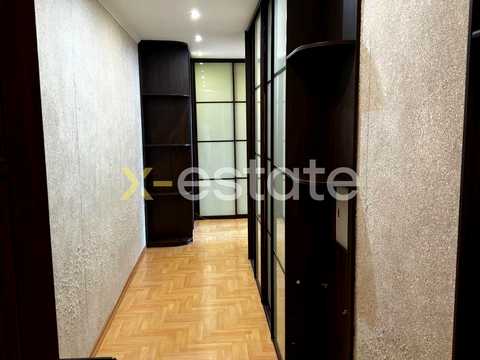 квартира за адресою Анни Ахматової вул., 45