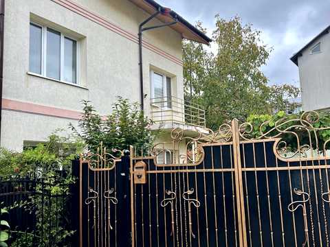 будинок за адресою Академіка Рудницького вул., 71