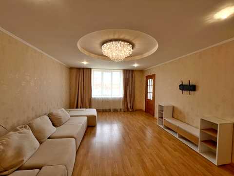 квартира за адресою Івана Рубчака вул., 37
