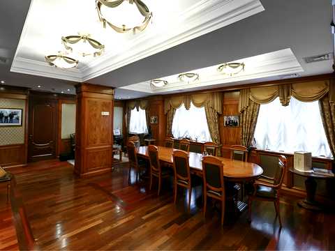 комерційна за адресою Спортивна пл., 3