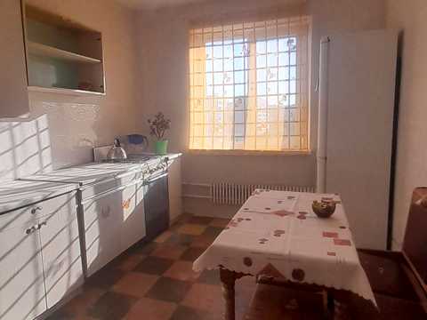 квартира за адресою Дорошенка вул., 3