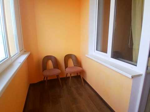 квартира по адресу Владимира Момота ул., 40