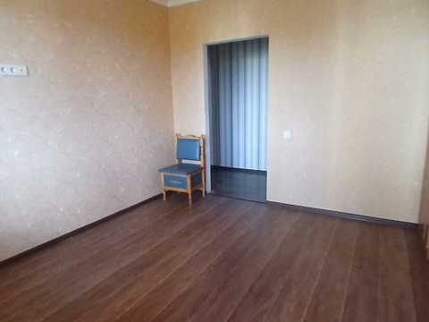 квартира по адресу Владимира Момота ул., 40