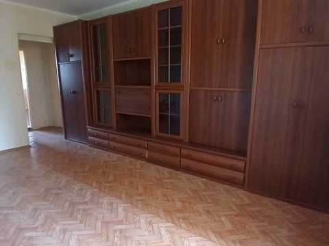 квартира по адресу Владимира Момота ул., 40
