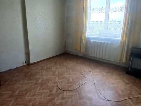 квартира по адресу Владимира Момота ул., 40