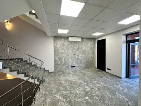 комерційна за адресою Передова вул., 3