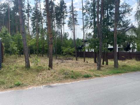 участок по адресу Польова