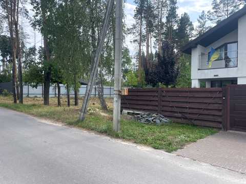 участок по адресу Польова