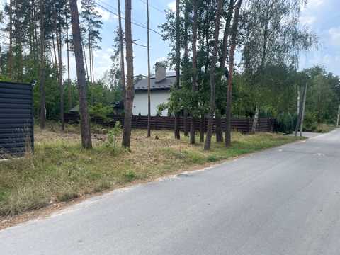 участок по адресу Польова