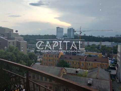 коммерческая по адресу Антоновича ул. (Горького), 72