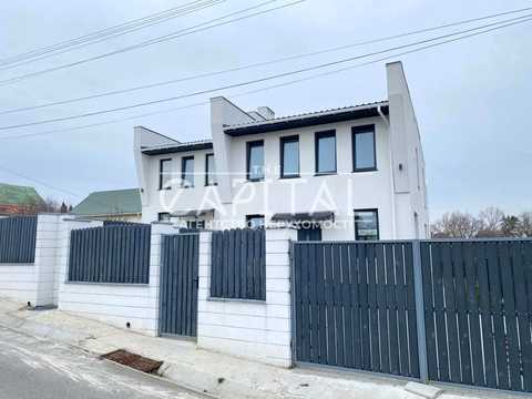 дом по адресу Першотравнева, 27