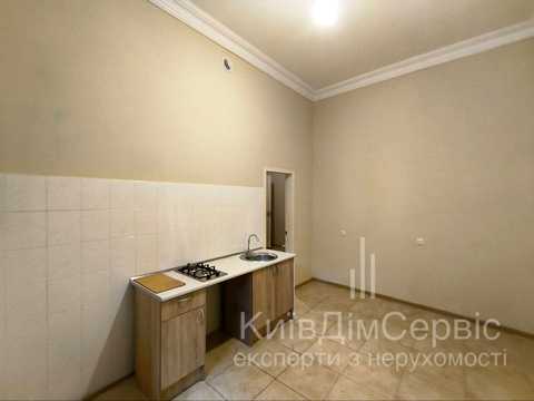 комерційна за адресою Жилянська вул., 41