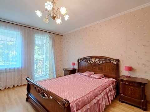 квартира за адресою В'ячеслава Чорновола вул., 7а