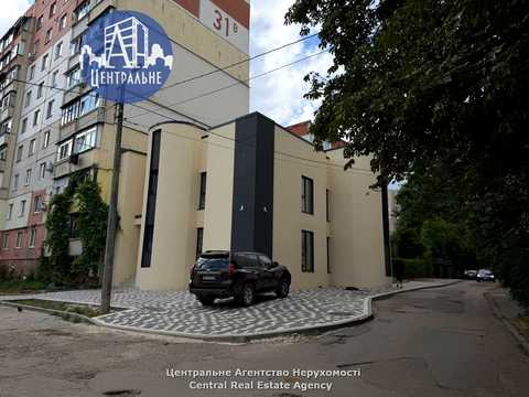 комерційна за адресою Чернівці, Сергія Скальда вул. (Комарова), 31-В