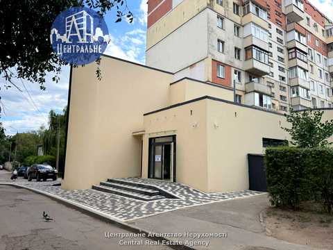 комерційна за адресою Чернівці, Сергія Скальда вул. (Комарова), 31-В