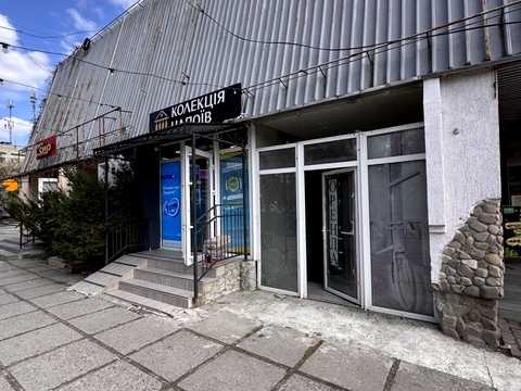 коммерческая по адресу Довженко ул., 2