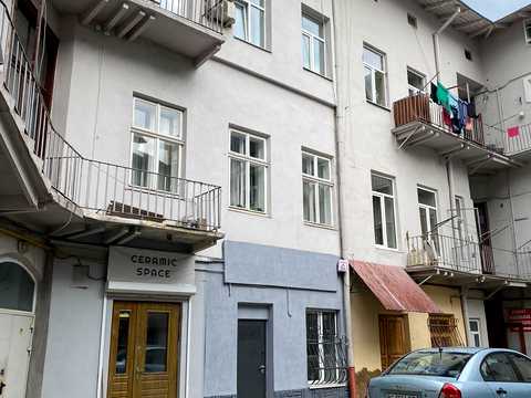 комерційна за адресою Львів, Володимира Винниченка вул. (), 4