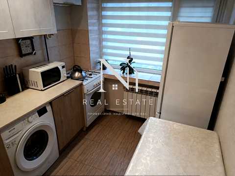 квартира за адресою Салютна вул., 22