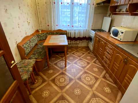квартира за адресою Володимира Івасюка просп. (Героїв Сталінграду), 42