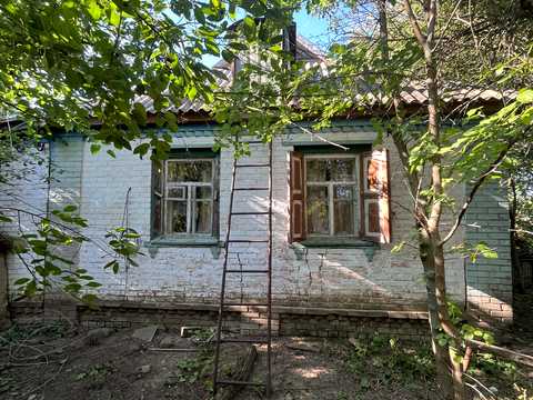дом по адресу Центральна