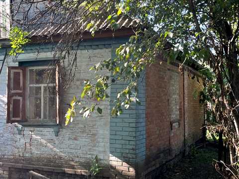 дом по адресу Центральна