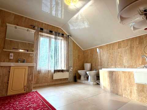 квартира за адресою Рівне, Дворецька вул., 40