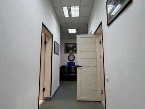 комерційна за адресою Верхня вул., 3/5