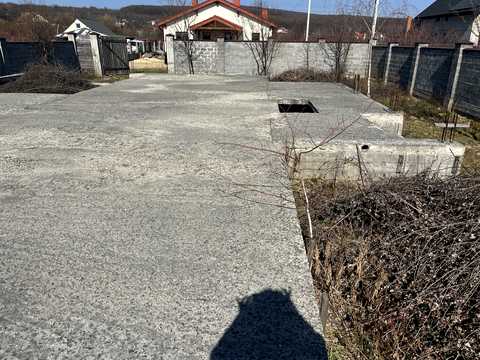 участок по адресу Канальна ул.