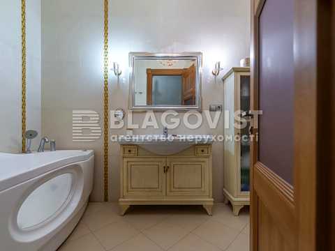 квартира за адресою Дмитрівська вул., 66